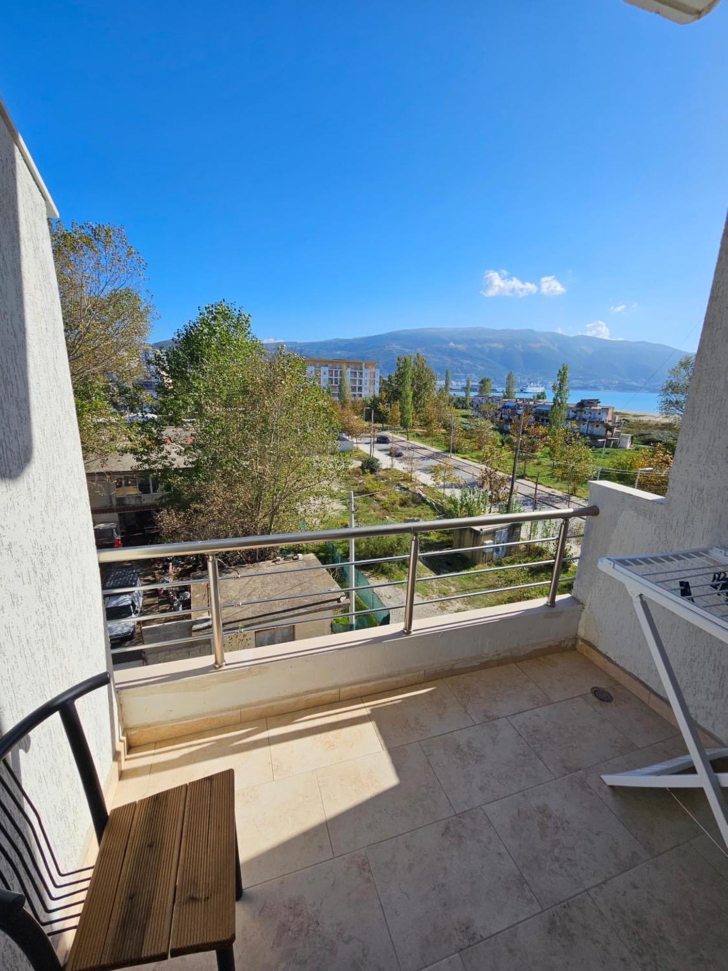 Sea & Sun Apartment Vlore Exterior photo
