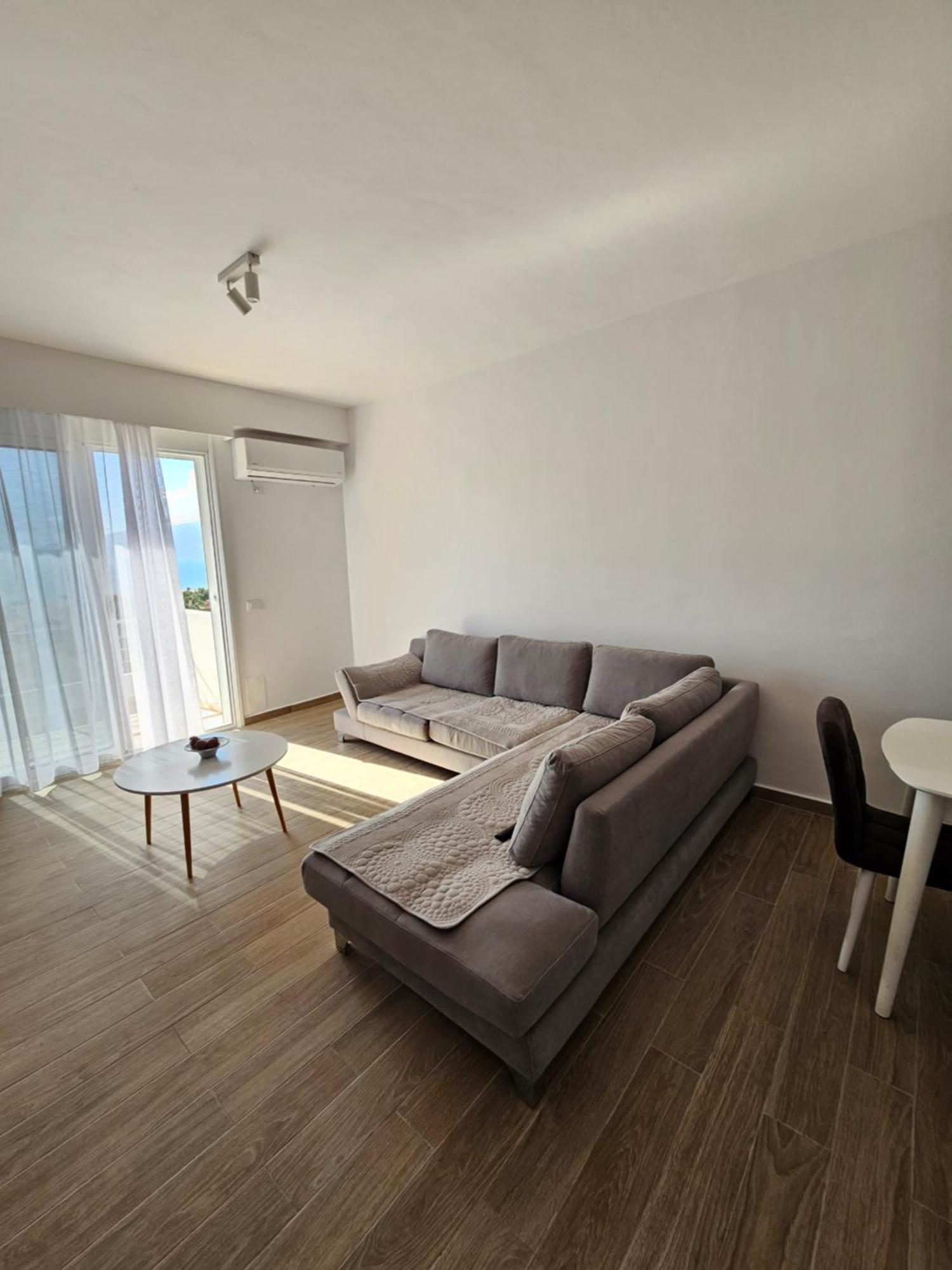 Sea & Sun Apartment Vlore Exterior photo